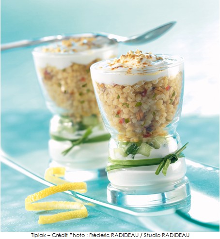 salade_de_boulgour_gourmand_au_concombre_sur_lit_de_fromage_blanc_