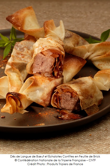 des_de_langue_de_boeuf_et_echalotes_confites_en_feuille_de_brick_