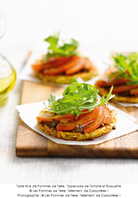 tarte_fine_de_pommes_de_terre_tapenade_de_tomates_et_roquette_