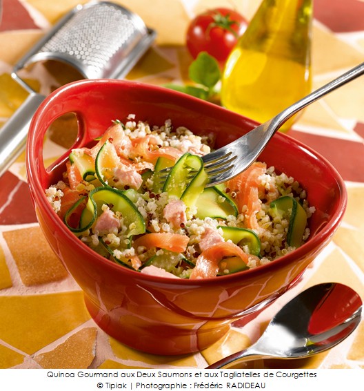 quinoa_gourmand_aux_deux_saumons_et_aux_tagliatelles_de_courgettes_