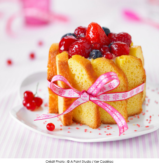 charlotte_de_quatre_quarts_aux_fruits_rouges