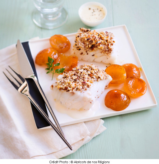 cabillaud_en_croute_de_noisettes_abricots_de_nos_regions_rotis_et_cerfeuil