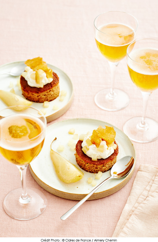 poire_poche_au_cidre_poire_et_son_moelleux_a_la_creme_de_marrons