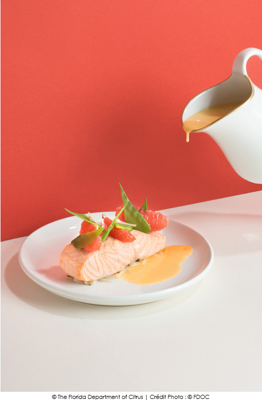 pave_de_saumon_poche_au_pamplemousse_de_floride_soja_et_pois_gourmands