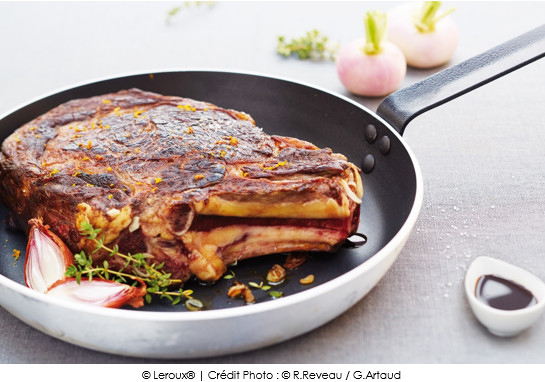 cotes_de_boeuf_marinee_a_la_chicoree_et_echalotes_confites