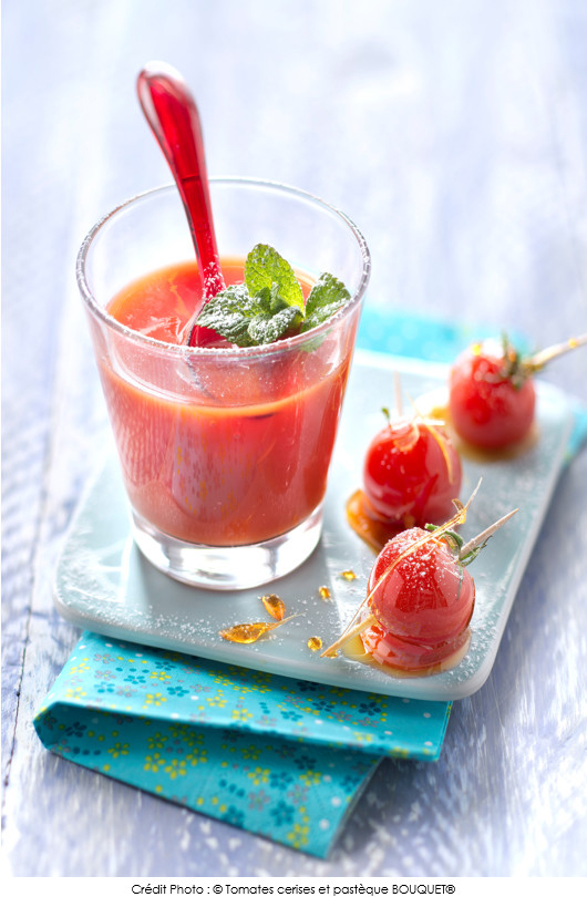 gaspacho_de_tomates_cerises_et_pasteque_mini_brochette_de_tomates_cerises_caramelisees