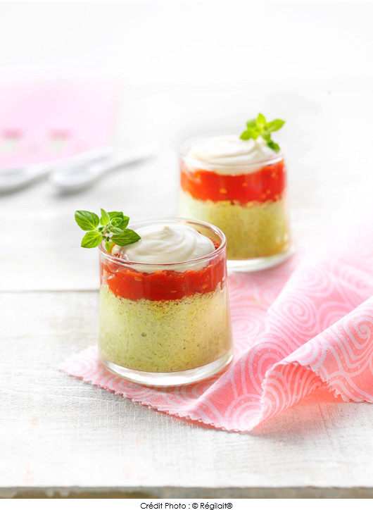 verrines-de-semoule-de-courgettes-coulis-de-tomates-et-creme-de-parmesan