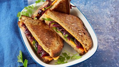 Grilled cheese oignons caramélisés aux tranches végétales saveur Cheddar Nurishh