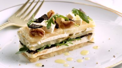 Mille-feuille de Chaource, céleri confit, truffe et roquette