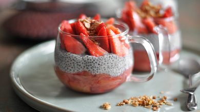 Verrine fraises et rhubarbe graines de chia
