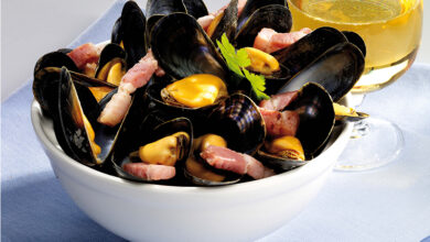 Moules de bouchot de la Baie du Mont-Saint-Michel cidre lardons