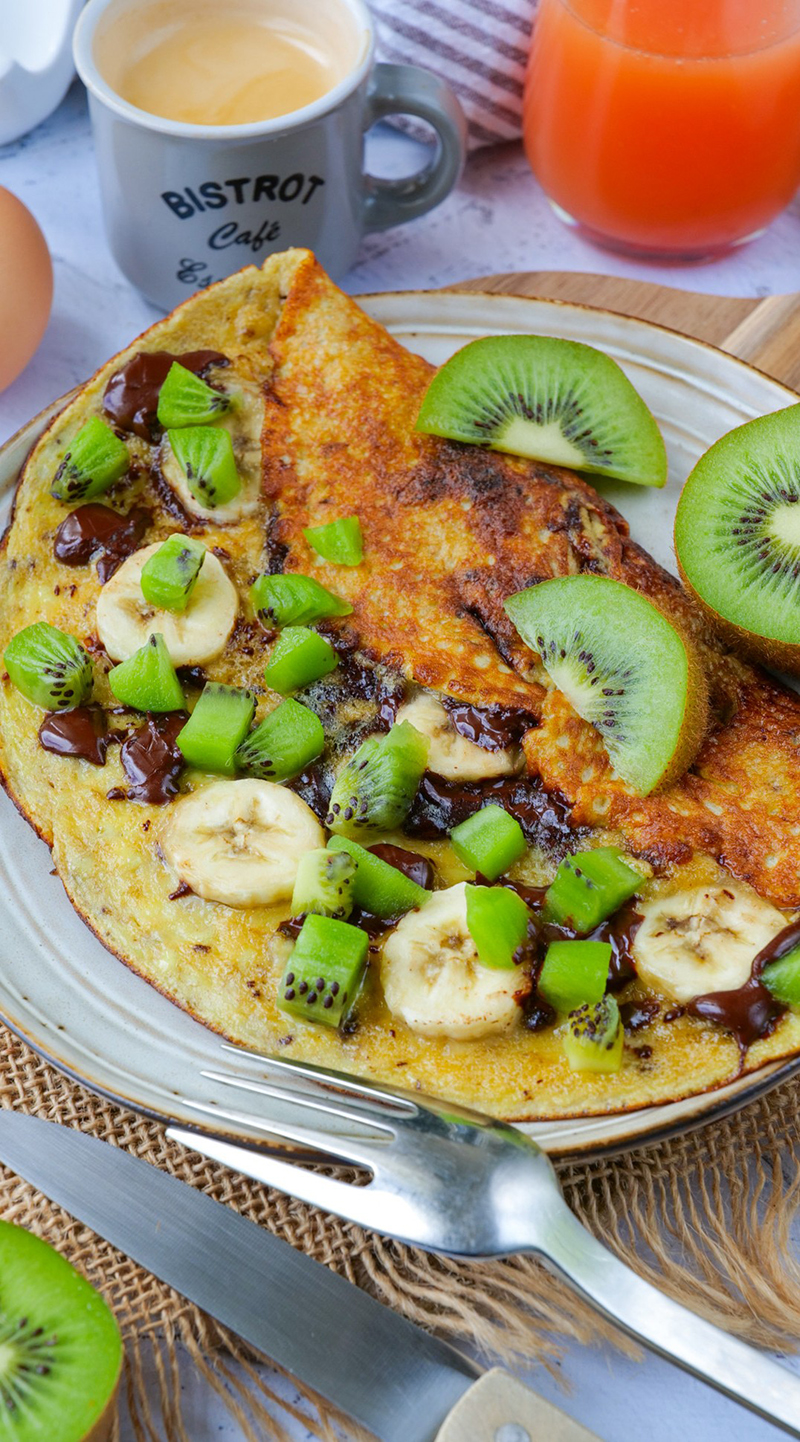 Omelette sucrée banane, kiwi chocolat