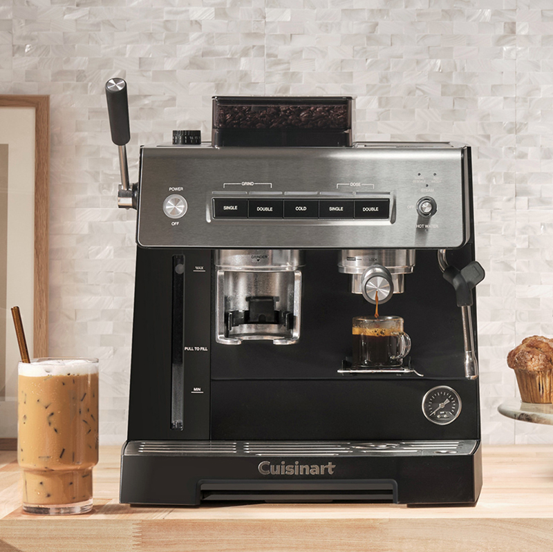 Machine Espresso, moudre, tasser, infuser