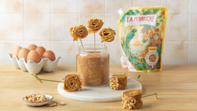 Sucette de crêpes roulées caramel cacahuètes