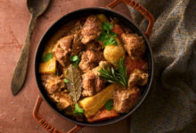 Cocotte d’automne au collier de veau, panais, potimarron topinambours