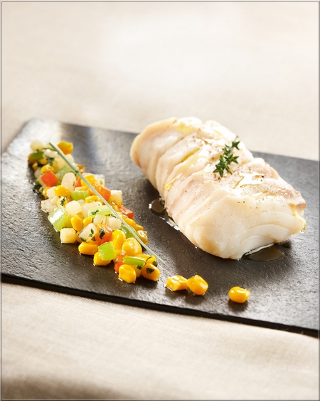 dos_de_cabillaud_a_la_vapeur_et_ratatouille_de_maïs_